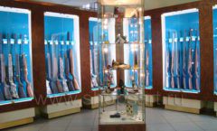 Торговое оборудование РОНДО оружейного салона На Люсиновской Фото 01