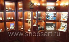 Фотографии торгового оборудования ювелирного магазина Октябрь Зал часов Фото 42