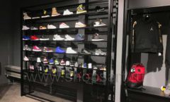 Торговое оборудование магазина одежды Funky Dunky ЛОФТ Фото 09