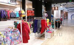 Торговое оборудование детского сетевого магазина OLDOS KIDS ТРК Красный Кит РАДУГА Фото 06