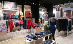 Торговое оборудование детского сетевого магазина OLDOS KIDS ТРЦ Каширская Плаза коллекция РАДУГА Фото 10