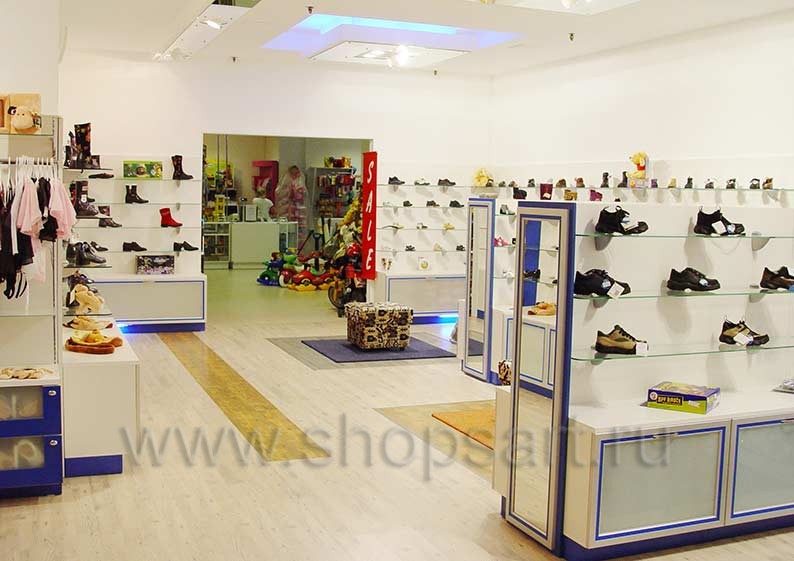 Торговое оборудование для отдела детской обуви магазина Винни ТЦ Беляево коллекция СИНИЙ ВЕТЕР Фото
