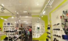 Торговое оборудование отдела детской обуви магазина Винни Рублевское шоссе коллекция СИНИЙ ВЕТЕР Фото 4