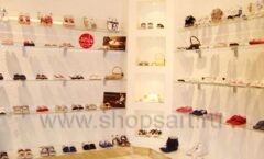 Торговое оборудование отдела детской обуви магазина Винни ТЦ Dream House Барвиха коллекция КОФЕ С МОЛОКОМ Фото 07